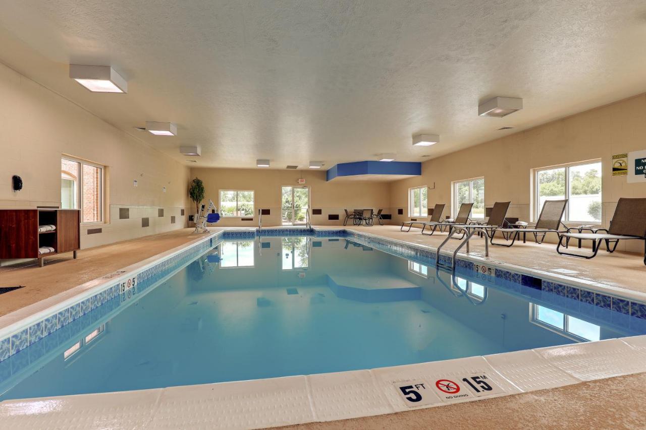 Holiday Inn Express Campbellsville By Ihg Dış mekan fotoğraf
