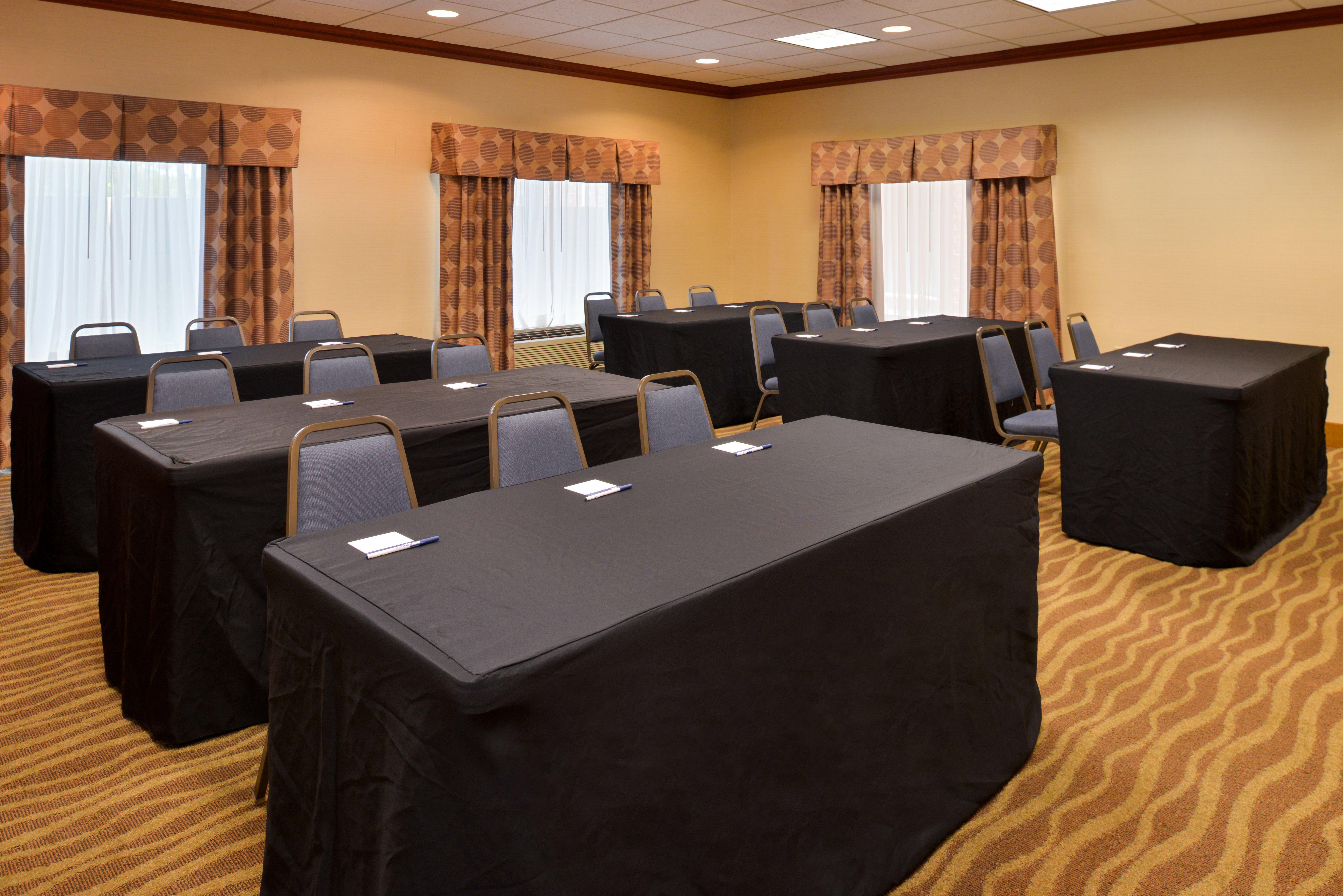 Holiday Inn Express Campbellsville By Ihg Dış mekan fotoğraf